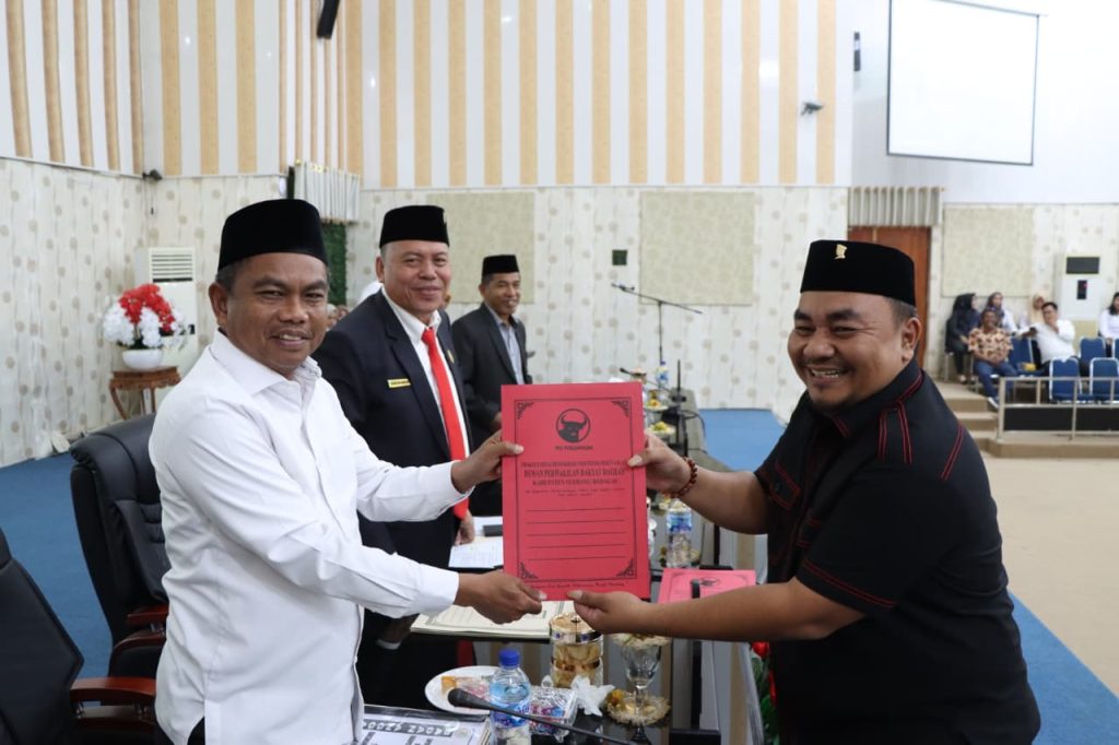 Fraksi PDI Perjuangan Dukung Ranperda Pemberdayaan Petani dan Perubahan APBD 2025